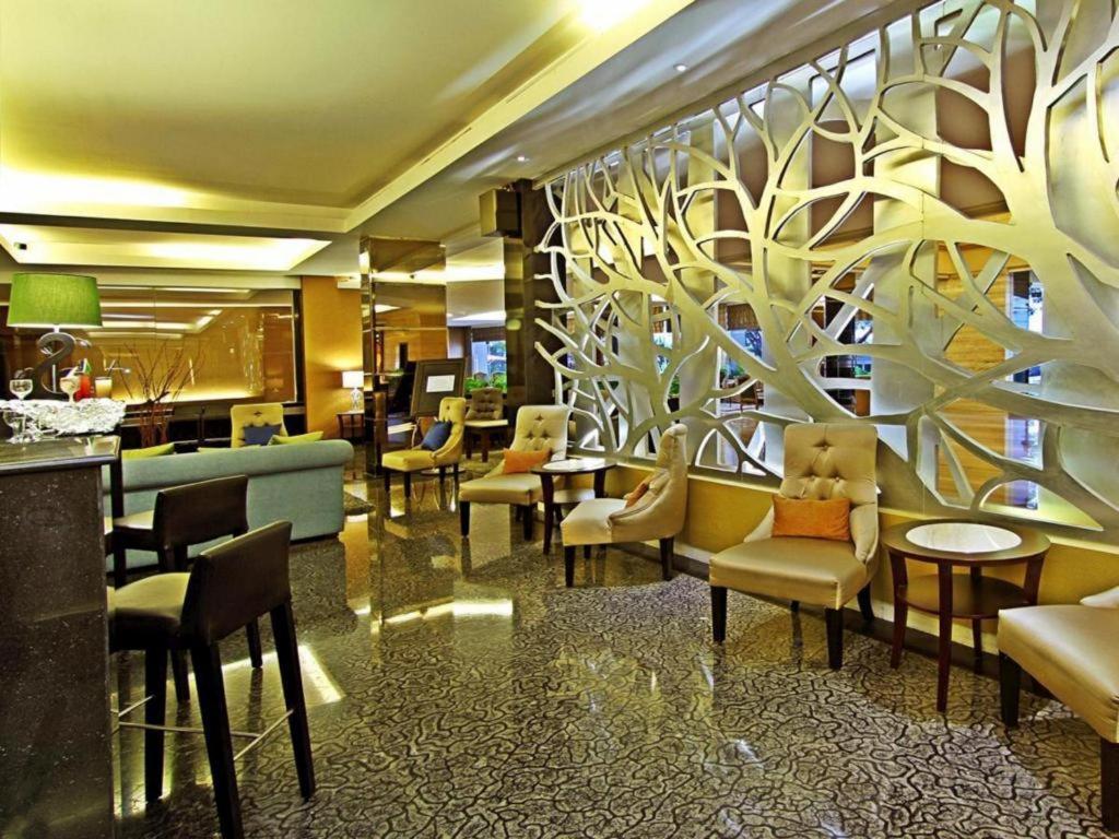 โรงแรมดิ แอกซานา ปาดัง ภายนอก รูปภาพ
