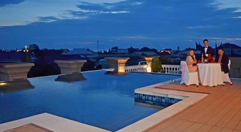 โรงแรมดิ แอกซานา ปาดัง ภายนอก รูปภาพ